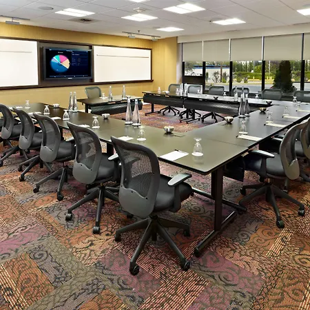 Wyndham Edmonton Hotel And Conference Centre 