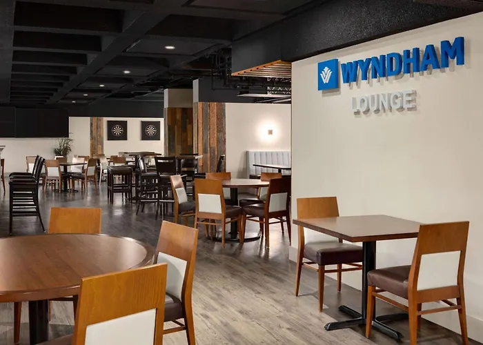 Wyndham Edmonton Hotel And Conference Centre