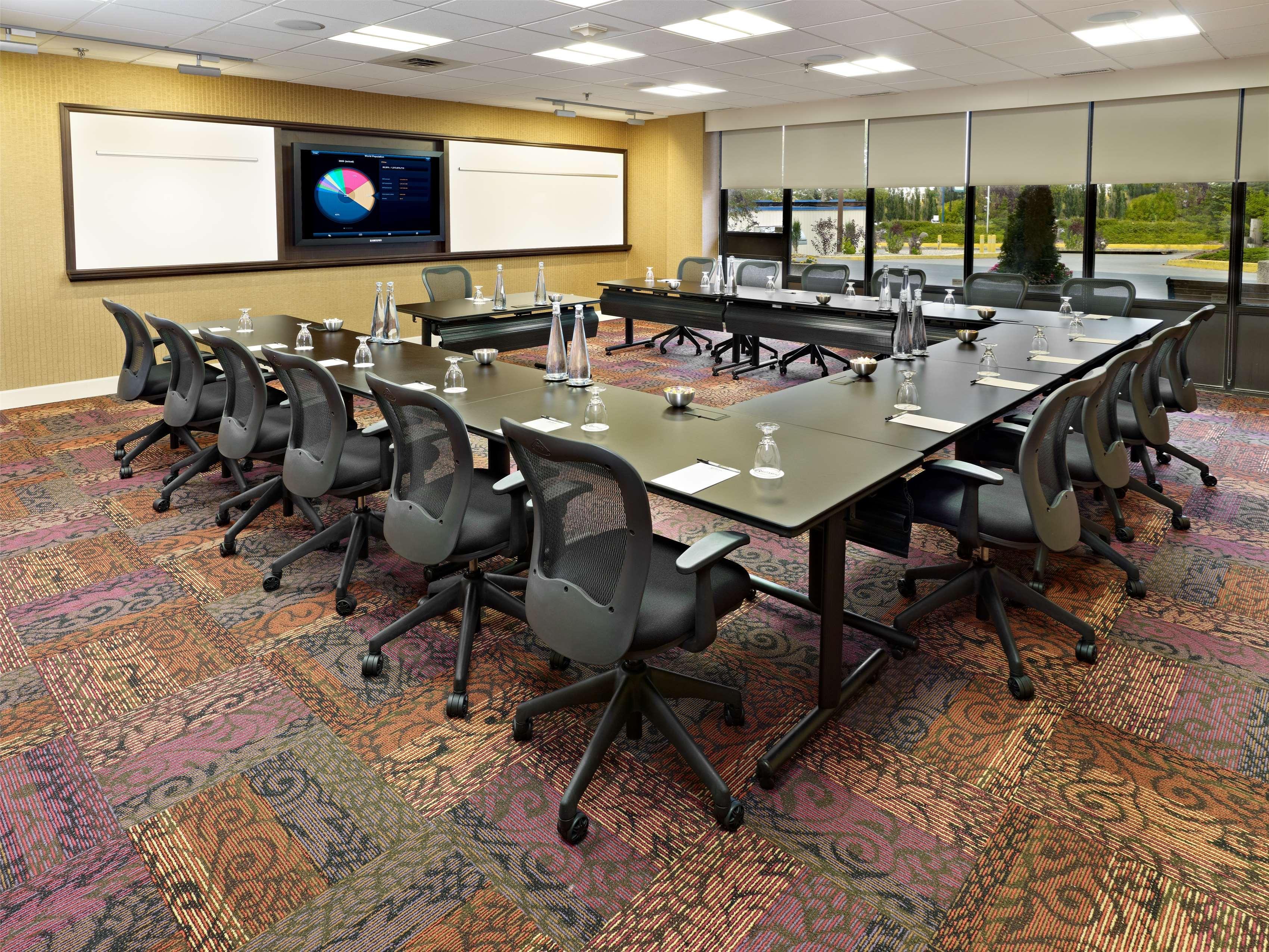 Wyndham And Conference Centre Hotel