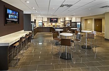 Hotel Wyndham And Conference Centre
